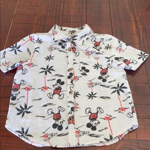 Junk Food Shirt size S